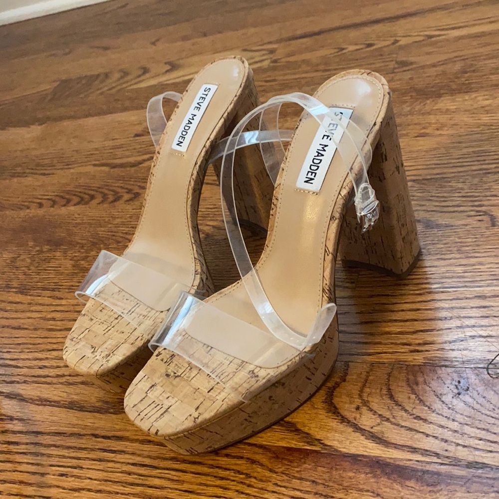 Steve Madden heels (7.5)